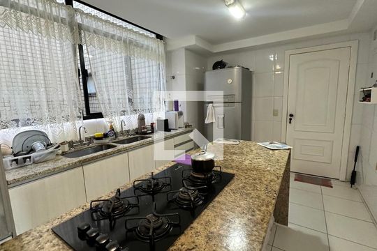 Cozinha da Cobertura de apartamento à venda com 5 quartos, 326m² em Recreio dos Bandeirantes, Rio de Janeiro