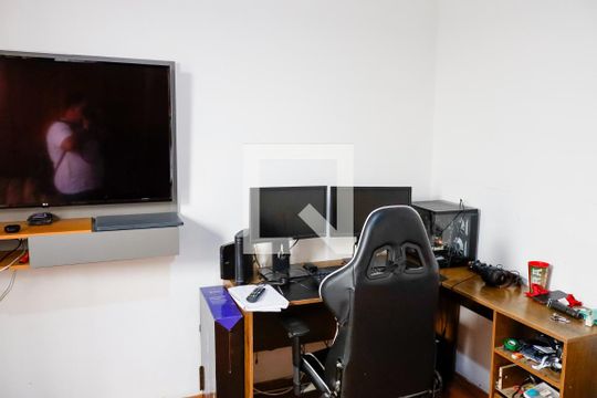 Quarto 2 de casa à venda com 2 quartos, 137m² em Vila Yolanda, Osasco
