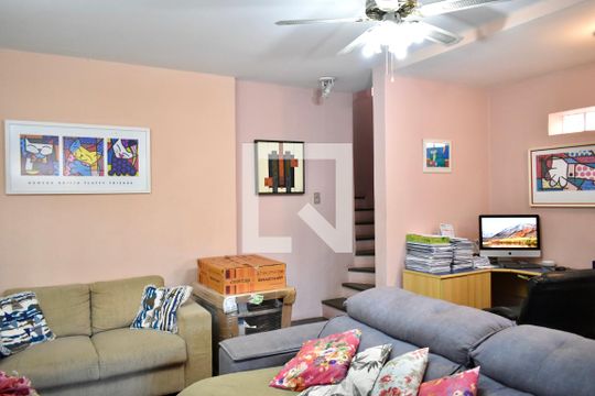 Sala de casa à venda com 3 quartos, 220m² em Chácara Inglesa, São Paulo