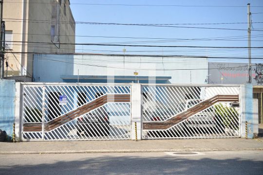 Fachada de casa à venda com 2 quartos, 80m² em Vila Alto de Santo Andre, Santo André