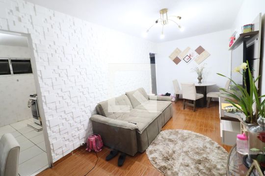 Sala de apartamento à venda com 3 quartos, 60m² em Aliança, Osasco
