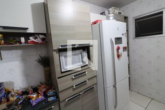 Cozinha de apartamento à venda com 3 quartos, 60m² em Aliança, Osasco
