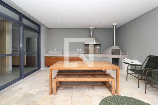 Área comum - Churrasqueira de apartamento para alugar com 2 quartos, 57m² em Pinheiros, São Paulo