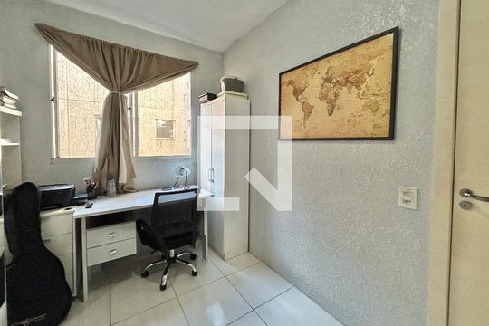 Quarto 2 de apartamento à venda com 2 quartos, 50m² em Santos Dumont, São Leopoldo