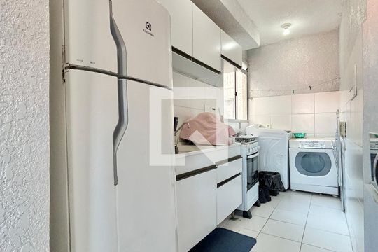 Cozinha de apartamento à venda com 2 quartos, 50m² em Santos Dumont, São Leopoldo