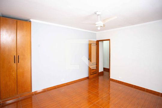 Suíte de casa à venda com 4 quartos, 272m² em Parque Neide, São Bernardo do Campo