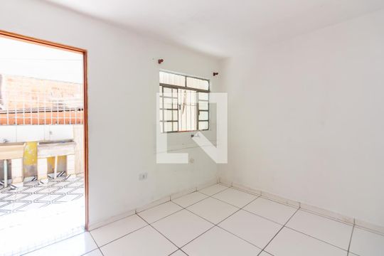 Quarto 2 de casa para alugar com 1 quarto, 80m² em Santa Maria, Osasco