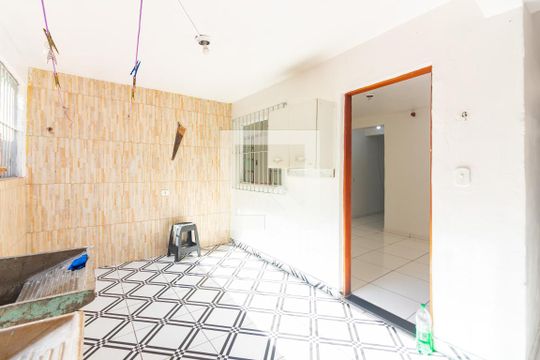 Área de Serviço de casa para alugar com 1 quarto, 80m² em Santa Maria, Osasco