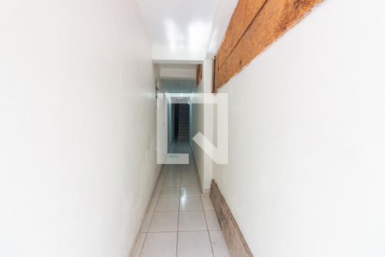 Quintal de casa para alugar com 1 quarto, 80m² em Santa Maria, Osasco