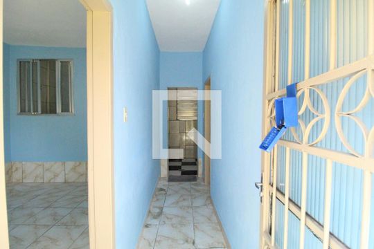 Sala - Corredor de casa de condomínio para alugar com 2 quartos, 49m² em Taquara, Rio de Janeiro