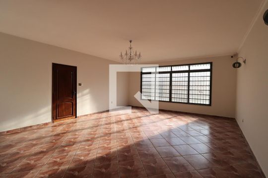 Sala 3 de casa para alugar com 6 quartos, 241m² em Ribeirânia, Ribeirão Preto