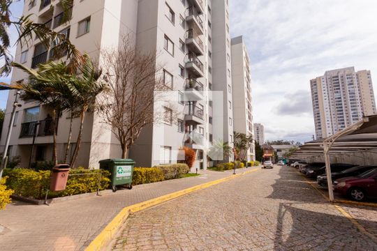 Fachada de apartamento para alugar com 2 quartos, 75m² em Socorro, São Paulo