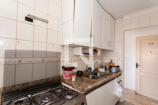 Cozinha de apartamento para alugar com 2 quartos, 75m² em Socorro, São Paulo