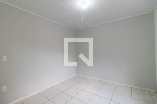 Quarto de casa para alugar com 1 quarto, 63m² em Cavalhada, Porto Alegre