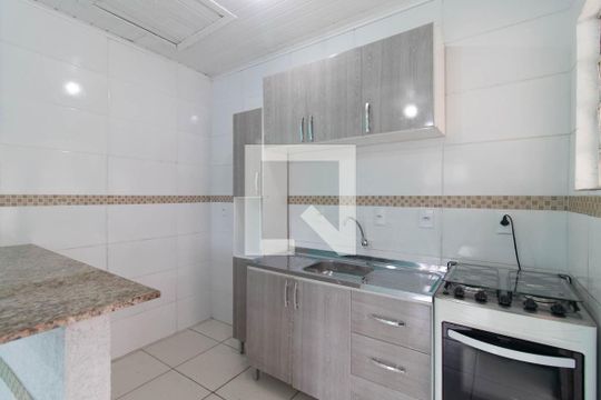 Cozinha de casa para alugar com 1 quarto, 63m² em Cavalhada, Porto Alegre