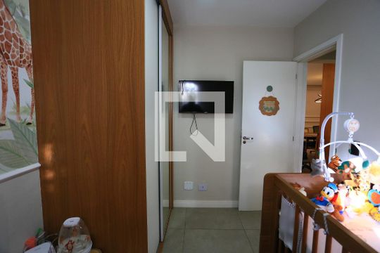 Quarto de apartamento para alugar com 2 quartos, 112m² em Parque Assuncao, Taboão da Serra