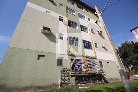 Placa de apartamento à venda com 2 quartos, 65m² em Curicica, Rio de Janeiro