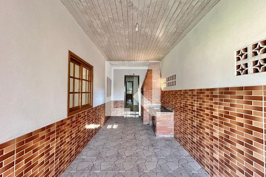 Garagem de casa à venda com 4 quartos, 130m² em Campina, São Leopoldo
