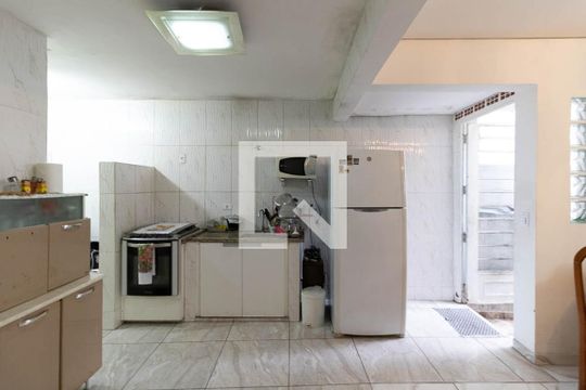 Cozinha de casa à venda com 2 quartos, 150m² em Vila Arapua, São Paulo