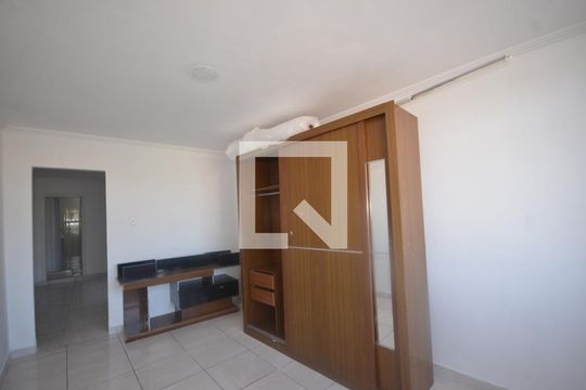 Quarto 1 de apartamento à venda com 2 quartos, 70m² em Vila Valqueire, Rio de Janeiro
