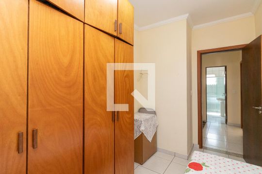 Quarto 1 de casa à venda com 3 quartos, 100m² em Parque Paineiras, São Paulo