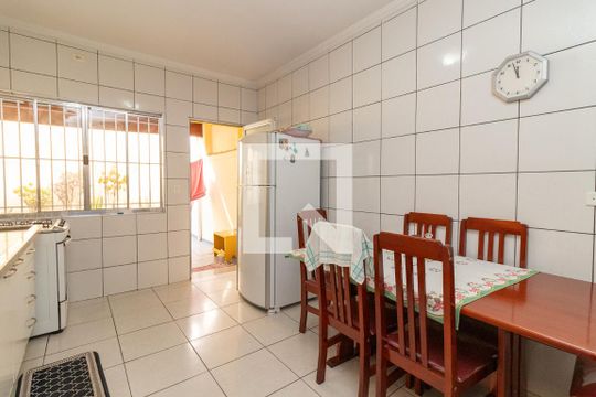 Cozinha de casa à venda com 3 quartos, 100m² em Parque Paineiras, São Paulo