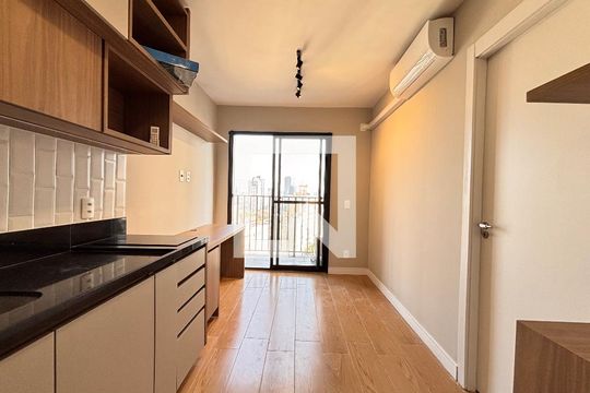 Apartamento para alugar com 1 quarto, 26m² em Vila Olímpia, São Paulo
