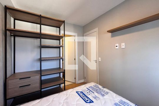 Quarto de apartamento para alugar com 1 quarto, 26m² em Vila Olímpia, São Paulo