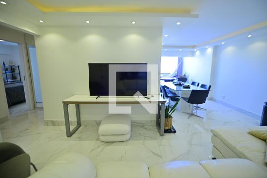 Sala de apartamento para alugar com 3 quartos, 100m² em Setor Bueno, Goiânia