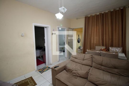 Sala de casa à venda com 2 quartos, 110m² em Colégio, Rio de Janeiro