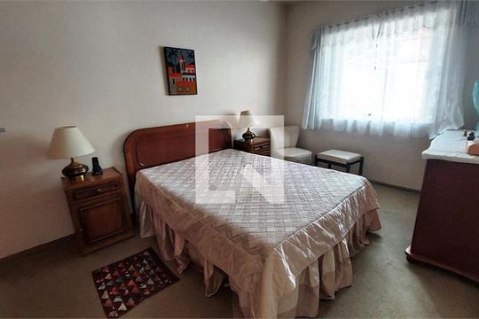 Casa à venda com 3 quartos, 185m² em Granja Julieta, São Paulo