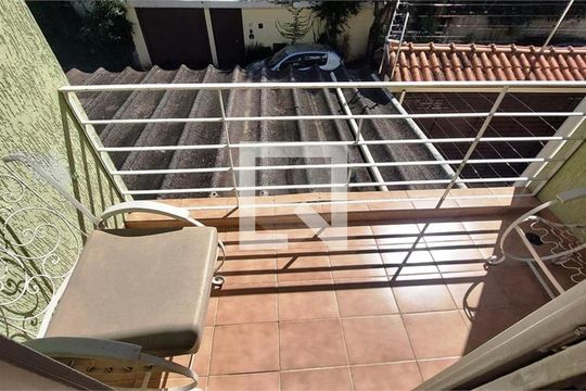 Casa à venda com 3 quartos, 185m² em Granja Julieta, São Paulo