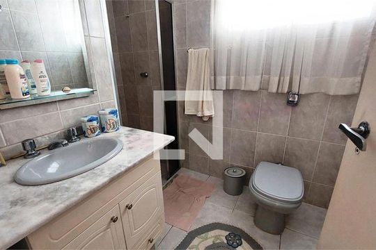 Casa à venda com 3 quartos, 185m² em Granja Julieta, São Paulo