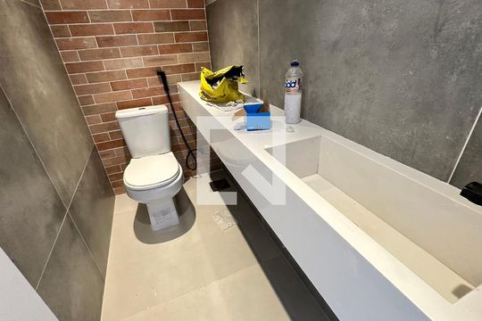 Lavabo de casa à venda com 4 quartos, 200m² em Vargem Pequena, Rio de Janeiro