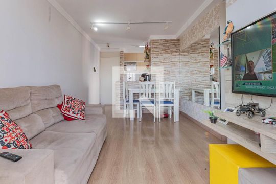 Sala de apartamento à venda com 2 quartos, 50m² em Taboão, São Paulo
