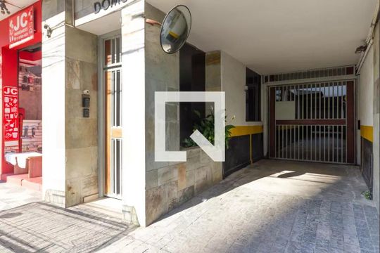 Fachada de apartamento à venda com 2 quartos, 66m² em Perdizes, São Paulo