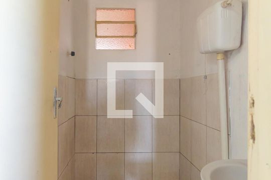 Banheiro de apartamento para alugar com 2 quartos, 40m² em Mathias Velho, Canoas