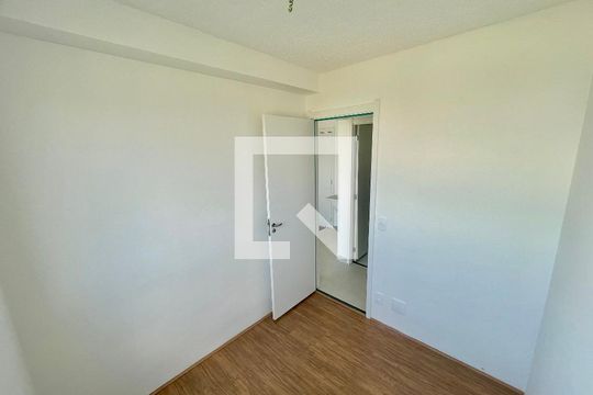 Quarto 1 de apartamento para alugar com 2 quartos, 32m² em Parque Novo Mundo, Guarulhos