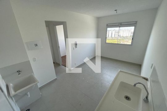 Sala de apartamento para alugar com 2 quartos, 32m² em Parque Novo Mundo, Guarulhos