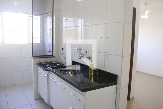 Cozinha de apartamento para alugar com 1 quarto, 41m² em Jardim Dourado, Guarulhos