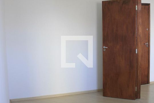 Quarto de apartamento para alugar com 1 quarto, 41m² em Jardim Dourado, Guarulhos