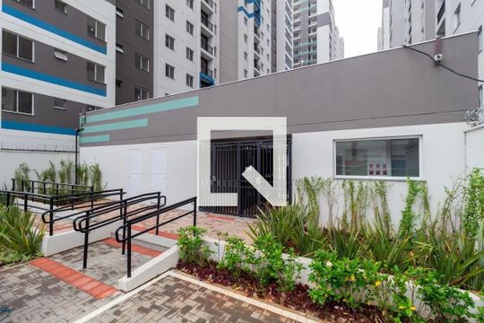 Fachada de apartamento para alugar com 2 quartos, 42m² em Mooca, São Paulo