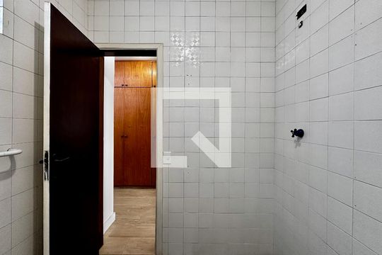 Banheiro Social de casa à venda com 4 quartos, 212m² em Brooklin, São Paulo