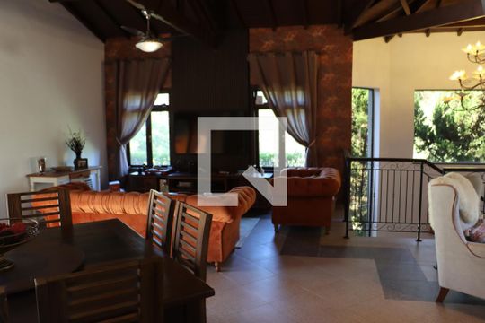 Sala de Jantar de casa de condomínio para alugar com 4 quartos, 323m² em Jardim Branca Flor, Embu das Artes