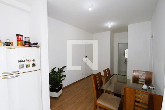 Sala de apartamento à venda com 2 quartos, 44m² em Estoril, Belo Horizonte