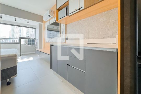 Cozinha de kitnet/studio à venda com 1 quarto, 29m² em Vila Mariana, São Paulo