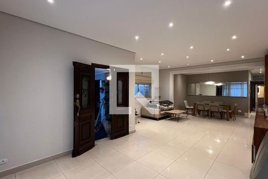 Sala de casa para alugar com 3 quartos, 246m² em Perdizes, São Paulo