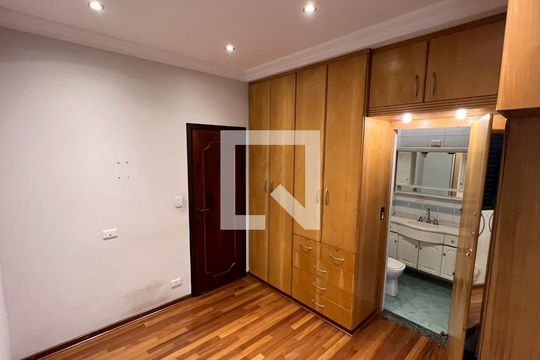 Suíte 1 de casa para alugar com 3 quartos, 246m² em Perdizes, São Paulo
