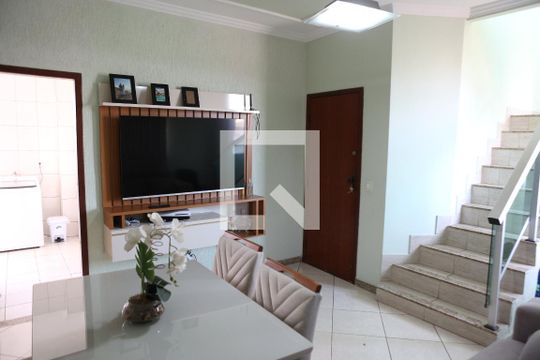 Sala de apartamento à venda com 3 quartos, 120m² em Milionários, Belo Horizonte
