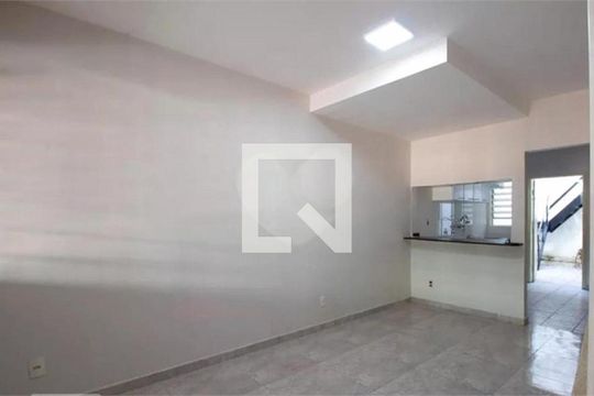 Casa à venda com 2 quartos, 85m² em Vila Olímpia, São Paulo